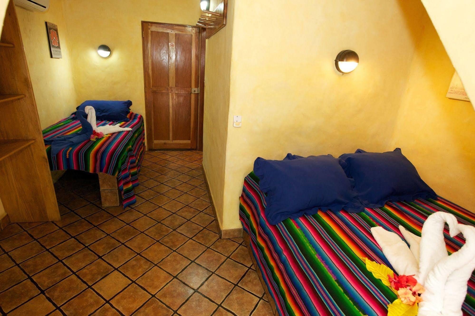 El Sano Banano Beachside Hotel مونتيزوما المظهر الخارجي الصورة