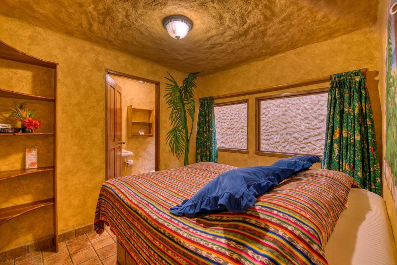 El Sano Banano Beachside Hotel مونتيزوما المظهر الخارجي الصورة